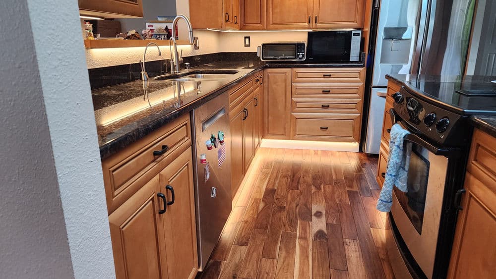 Gallery photos for Acacia Hardwood Floors and LED Lighting Install in Bremerton: Image #2