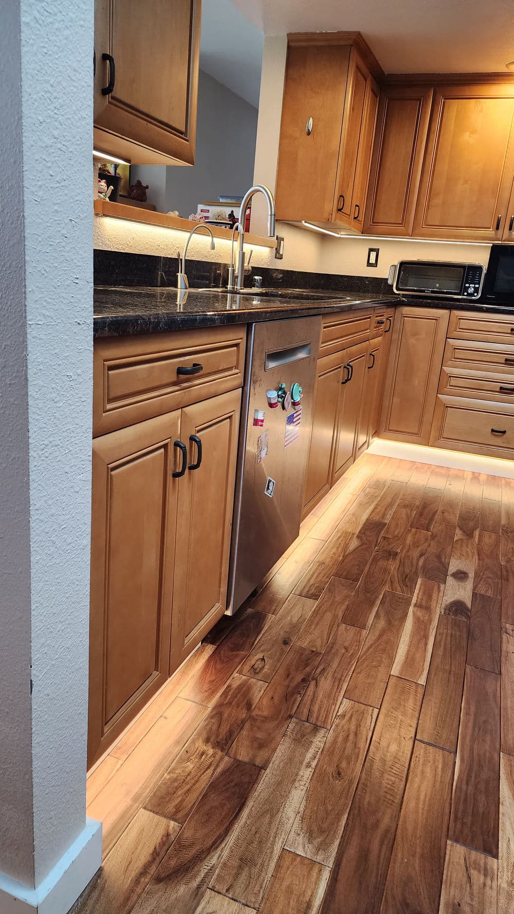 Gallery photos for Acacia Hardwood Floors and LED Lighting Install in Bremerton: Image #6