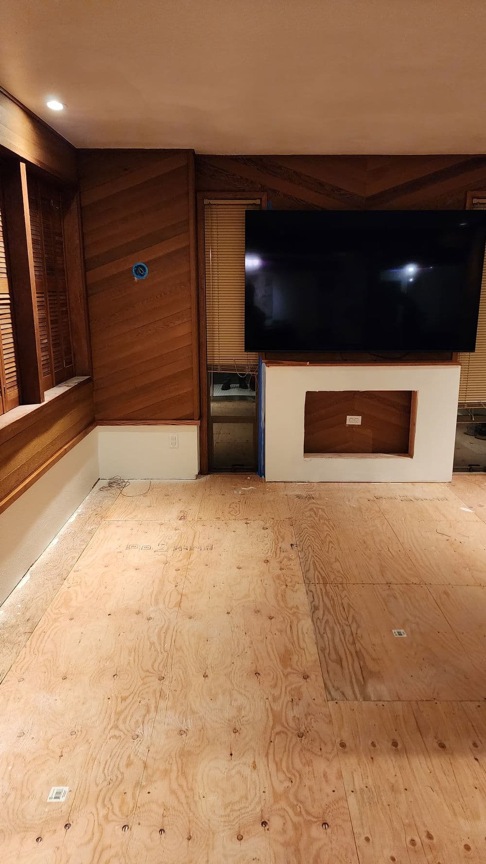 Sunken Living Room Rebuild and Carpet Install in Fox Island