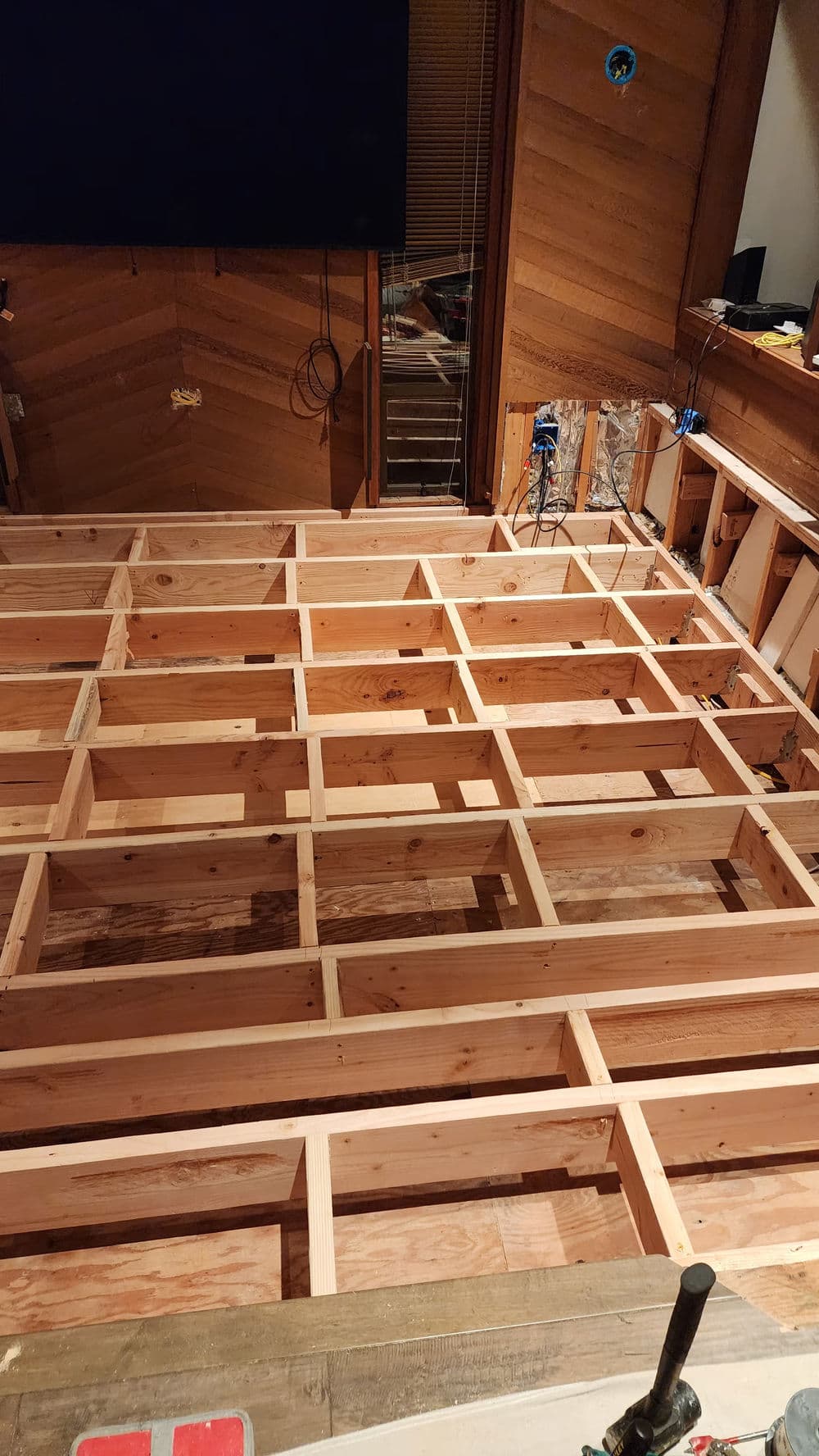 Gallery photos for Sunken Living Room Rebuild and Carpet Install in Fox Island: Image #9